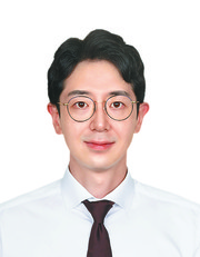 이지훈 변호사/(주)koscom 경영기획부
