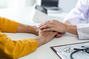 [사설] 변호사마음치유센터, 감정노동으로부터 회원을 보호하기 위한 심... - 뉴스 썸네일 이미지